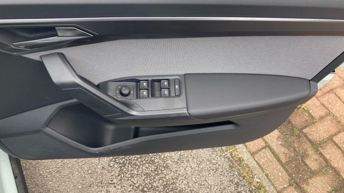 SEAT Arona 1.0 TSI 115 FR First Edition 5dr Petrol Hatchback - Image 19
